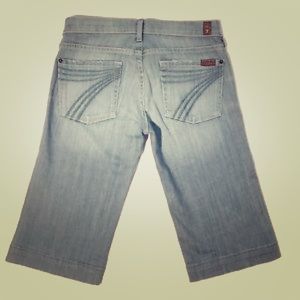 🔥3 for $10 SALE! 7 For All Mankind dojo light wash jean shorts